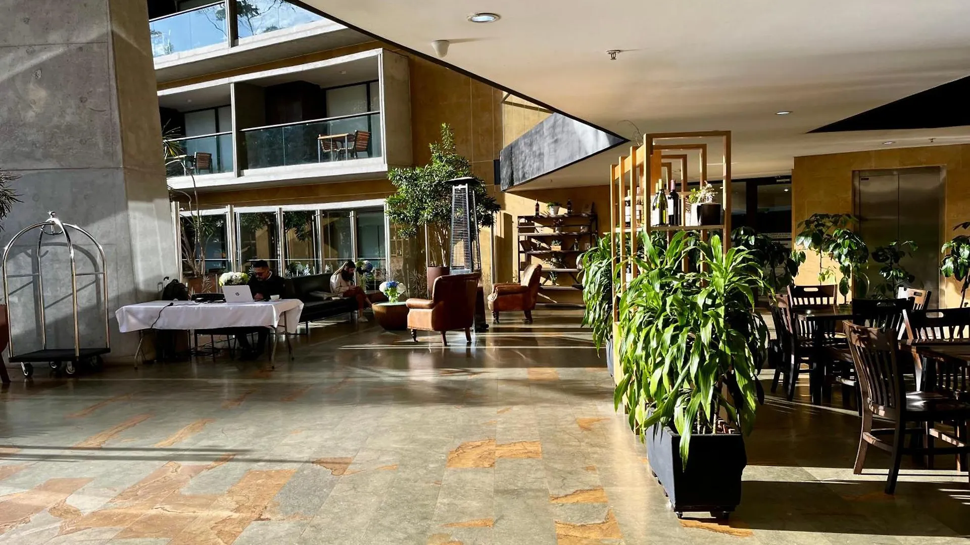 ****  Suite Presidencial En Hotel Proximo Al Aeropuerto Rionegro Colombia