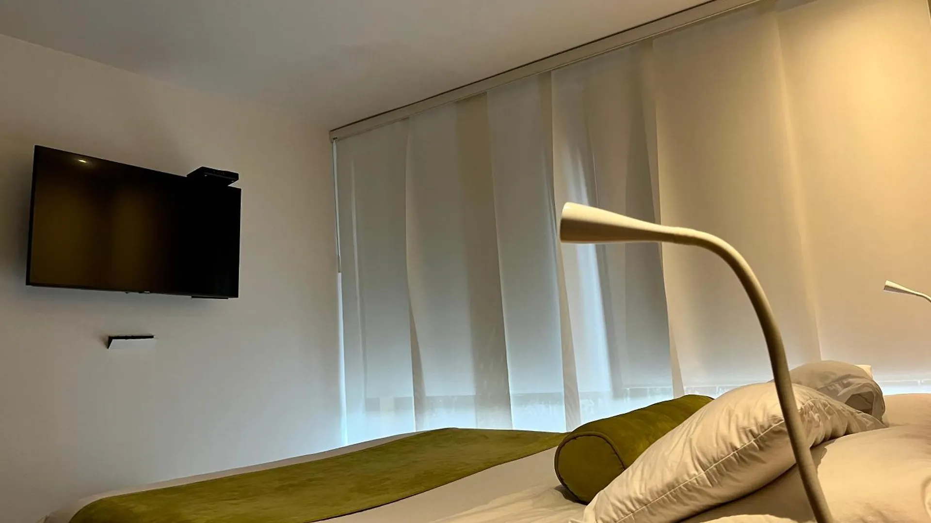 Suite Presidencial En Hotel Proximo Al Aeropuerto Rionegro 4*,  Colombia