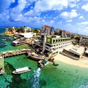 https://hotel-lord-pierre.sanandreshotels.com